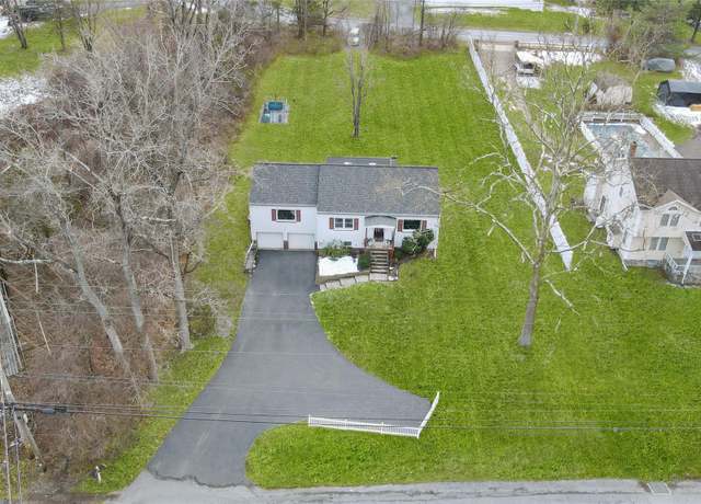 Property at 782 Freedom Plains Rd, Poughkeepsie, NY 12603, 4 beds, 1.5 baths