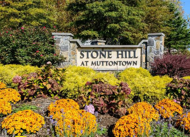 Property at 1 Somerford Ct, Muttontown, NY 11791