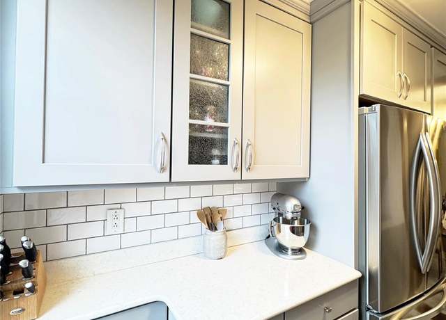 Property at 1475 Thieriot Ave Unit 6E, Bronx, NY 10460, 2 beds, 1 bath