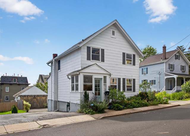 Property at 37 S Mill St, Nyack, NY 10960, 3 beds, 1 bath