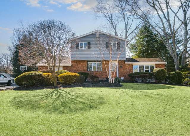 Property at 16 Adrian St, East Northport, NY 11731, 3 beds, 1.5 baths