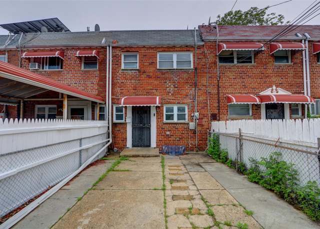Property at 122-52 Springfield Blvd, Springfield Gardens, NY 11413, 3 beds, 1.5 baths