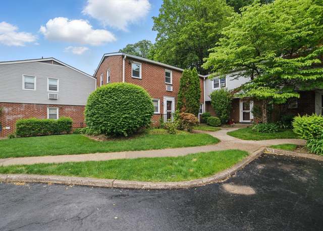 Property at 147 Charter Cir #147, Ossining, NY 10562, 2 beds, 1 bath