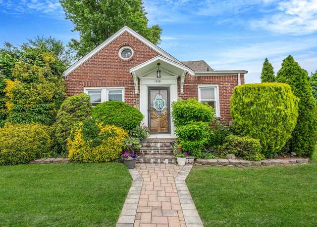 Property at 1668 Atherton Ave, Elmont, NY 11003, 4 beds, 2 baths