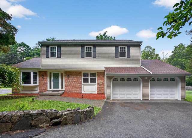 Property at 29 Shindagen Hill Rd, Carmel, NY 10512, 4 beds, 2.5 baths