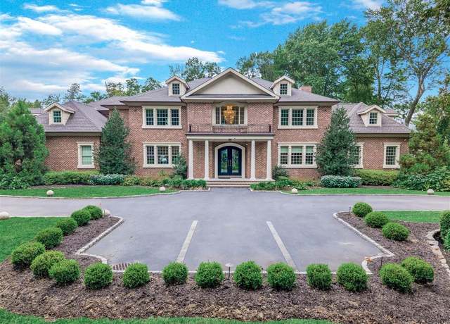 Property at 1 Harriman Dr, Sands Point, NY 11050, 6 beds, 8 baths