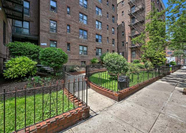 Property at 37-26 87th St Unit 4G, Jackson Heights, NY 11372, 1 bed, 1 bath