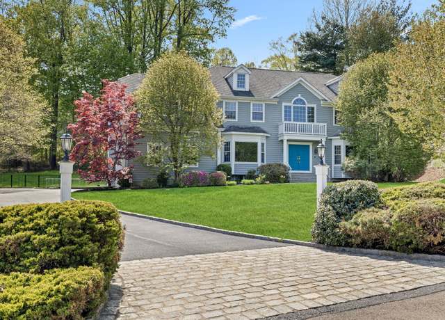 Property at 24 Hollow Tree Rd, Briarcliff Manor, NY 10510, 5 beds, 4.5 baths