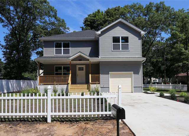 Property at 245 New Ave, Wyandanch, NY 11798, 3 beds, 3 baths