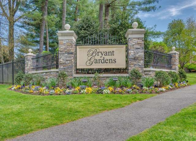 Property at 10 Bryant Cres Unit 2A, White Plains, NY 10605, 1 bath