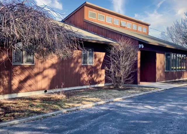 Property at 565 Prosperous Valley Rd, Middletown, NY 10940, 4 beds, 2.5 baths