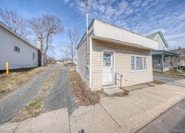 Property at 313 Tower Ave, Maybrook, NY 12543
