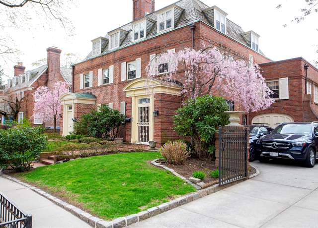 Property at 34-22 87th St, Jackson Heights, NY 11372, 5 beds, 3.5 baths