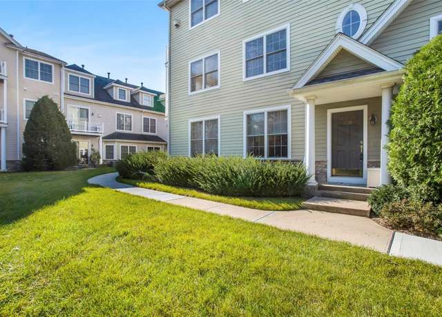 Property at 1410 Half Moon Bay Dr, Croton-on-hudson, NY 10520, 2 beds, 2 baths