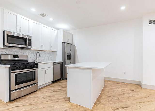 Property at 282 E 38th St, Brooklyn, NY 11203, 5 beds, 5 baths