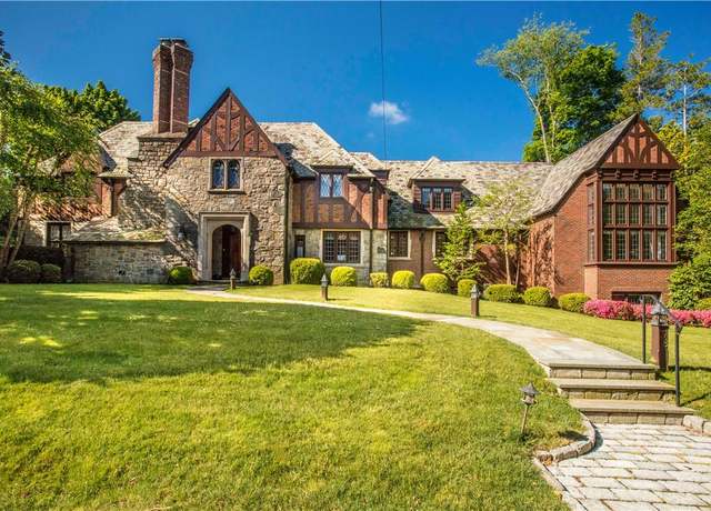 Property at 38 Chesterfield Rd, Scarsdale, NY 10583, 5 beds, 5.5 baths