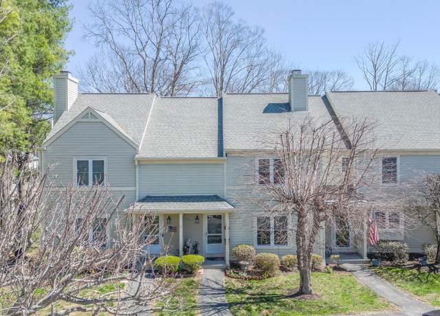 Property at 6102 Bayberry Ct, Carmel, NY 10512, 2 beds, 3.5 baths