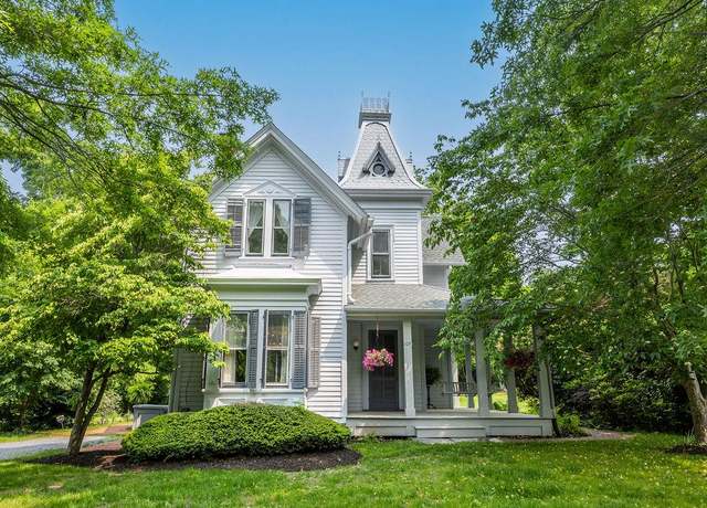 Property at 109 Main St, Setauket, NY 11733, 5 beds, 3 baths