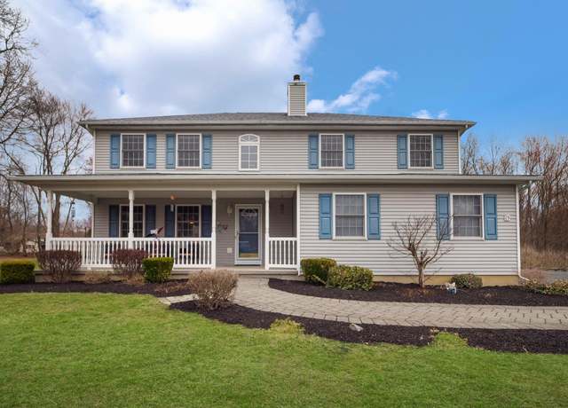 Property at 15 Lovington Ct, Wallkill, NY 12589, 4 beds, 2.5 baths