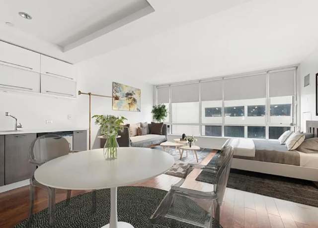 Property at 214 N 11th St Unit 2H, Brooklyn, NY 11211, 1 bath
