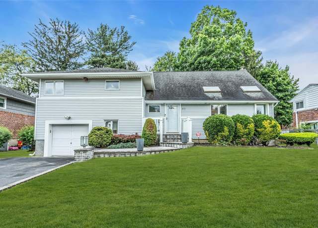Property at 97 Westbury Ave, Plainview, NY 11803, 4 beds, 3 baths