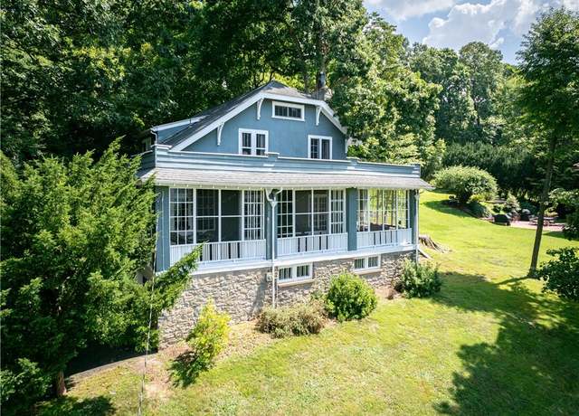 Property at 100 Buena Vista Dr, Dobbs Ferry, NY 10522, 4 beds, 2.5 baths