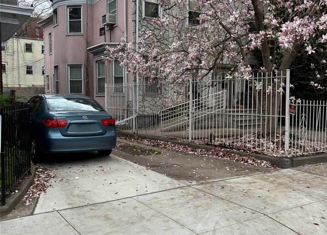 Property at 418 E 23rd St, Brooklyn, NY 11226, 6 beds, 4 baths