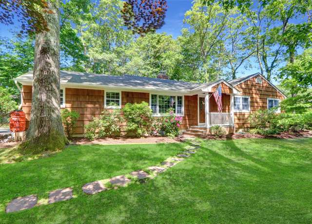 Property at 44 Mud Rd, Setauket, NY 11733, 3 beds, 2.5 baths