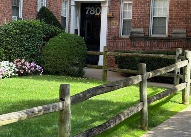 Property at 780 Bronx River Rd Unit A58, Bronxville, NY 10708, 1 bed, 1 bath
