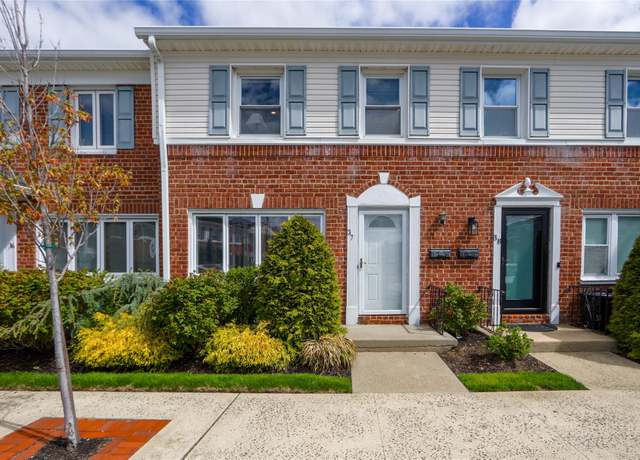 Property at 3530 Long Beach Rd #37, Oceanside, NY 11572, 3 beds, 1.5 baths