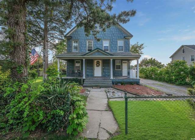 Property at 80 Monell Ave, Islip, NY 11751, 4 beds, 3 baths