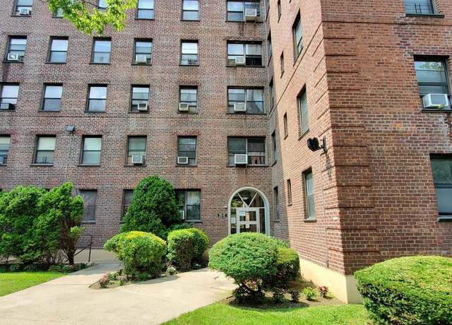Property at 2512 Union St Unit 3B, Flushing, NY 11354, 3 beds, 1 bath