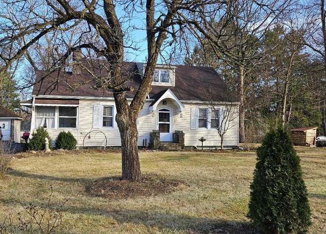 Property at 866 Dutchess Turnpik, Poughkeepsie, NY 12603, 3 beds, 2 baths