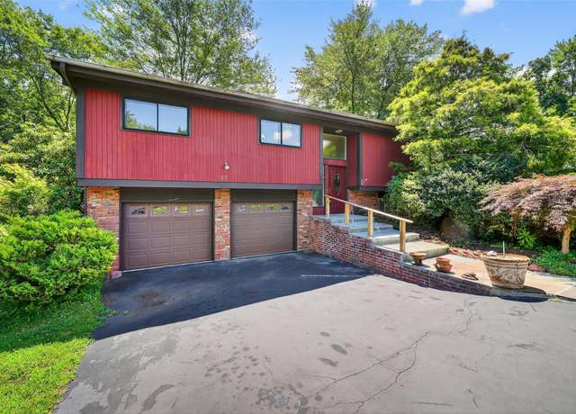 Property at 27 Maiden Ln, New City, NY 10956, 4 beds, 1.5 baths