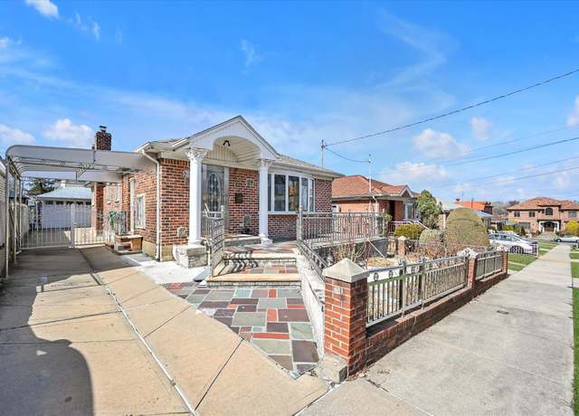Property at 13-24 139th St, Whitestone, NY 11357, 3 beds, 2 baths