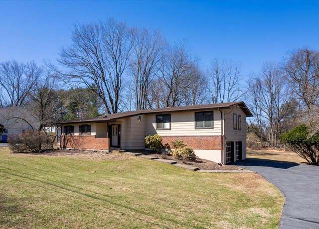 Property at 13 Barrie Dr, Spring Valley, NY 10977, 3 beds, 2.5 baths
