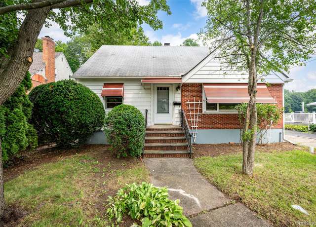 Property at 962 Pemart Ave, Peekskill, NY 10566, 2 beds, 1 bath