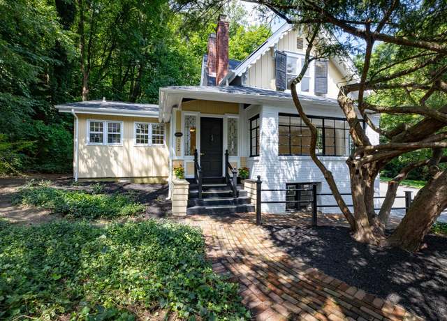 Property at 122 Main St, Roslyn, NY 11576, 3 beds, 2 baths