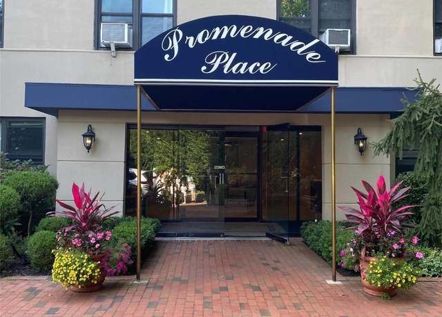 Property at 11 Wooleys Ln Unit 3L, Great Neck, NY 11023, 1 bed, 1 bath