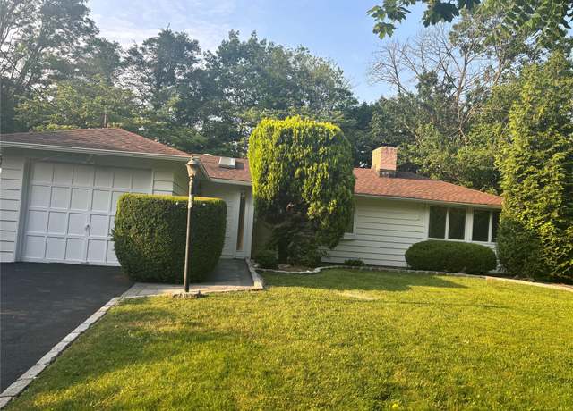 Property at 39 Wellington Rd, Greenvale, NY 11548, 3 beds, 1.5 baths