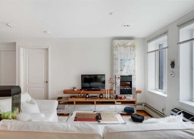Property at 2072 Ocean Ave #502, Brooklyn, NY 11230, 2 beds, 2 baths