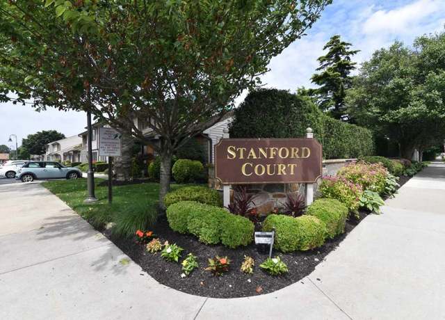 Property at 19 Stanford Ct #19, Wantagh, NY 11793, 2 beds, 2 baths