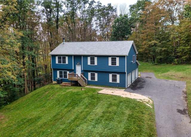 Property at 21 Theodore Trl, Carmel, NY 10512, 3 beds, 3 baths