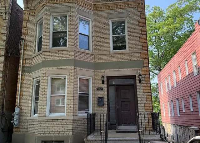 Property at 251 E 235th St, Bronx, NY 10470, 7 beds, 2 baths