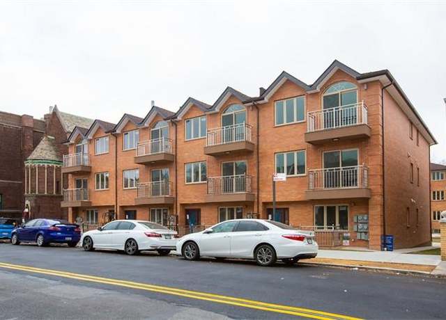 Property at 39-55 57 St, Woodside, NY 11377, 8 beds, 6 baths