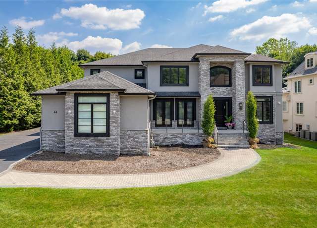 Property at 44 Parker Blvd, Monsey, NY 10952, 6 beds, 5.5 baths