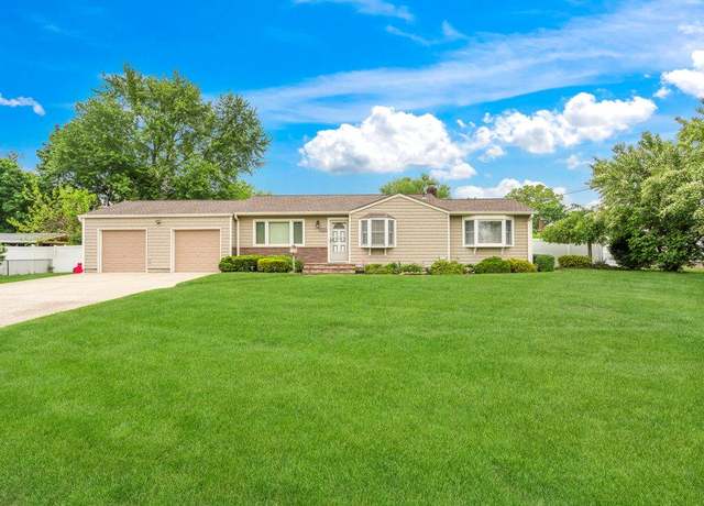 Property at 1544 Baldwin Blvd, Bay Shore, NY 11706, 3 beds, 2 baths