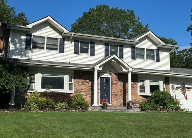 Property at 113 Pine St, Port Jefferson Station, NY 11776, 4 beds, 2.5 baths
