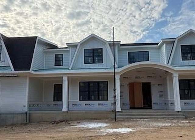 Property at 4 Middle Hollow Rd, Lloyd Harbor, NY 11743, 5 beds, 6 baths