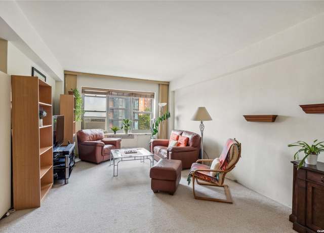 Property at 63-33 98th Pl Unit 5E, Rego Park, NY 11374, 1 bed, 1 bath